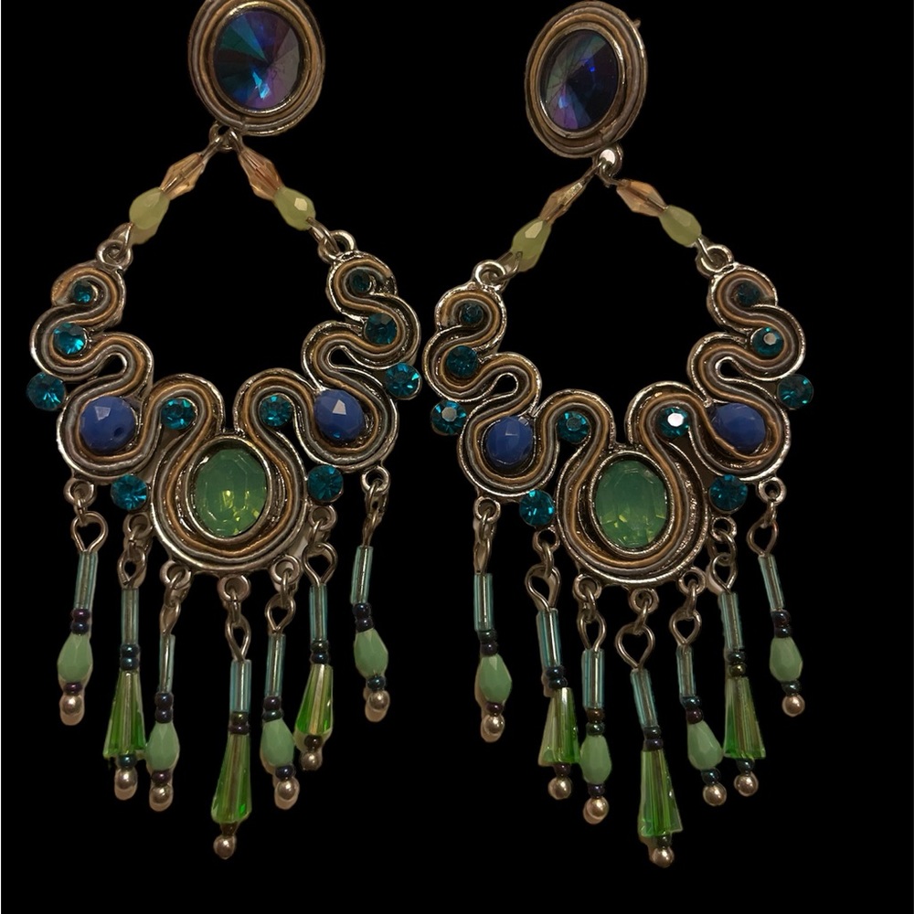 Peacock jewel toned dangly earrings.